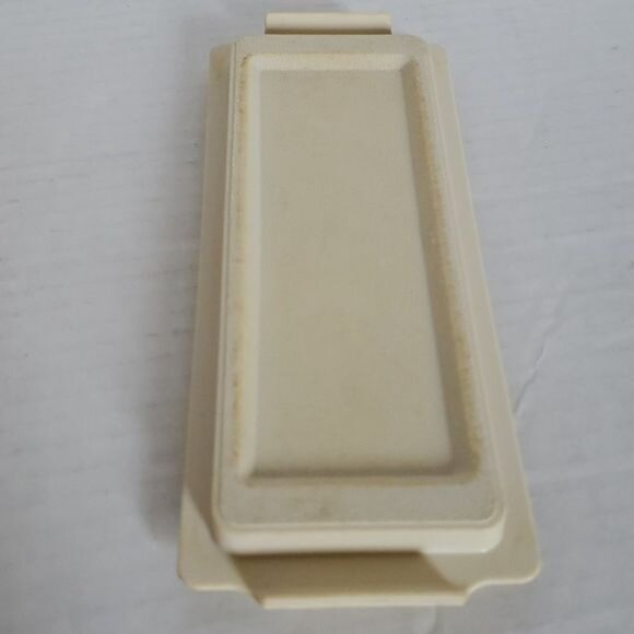 Vintage Tupperware Butter Dish Container Saver Mustard Gold Almond - Picture 13 of 16
